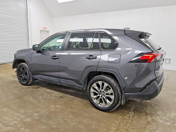 2023 TOYOTA RAV4 LE