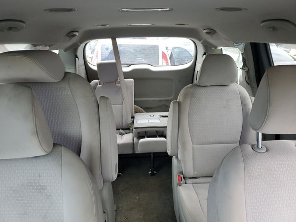 2018 KIA SEDONA L