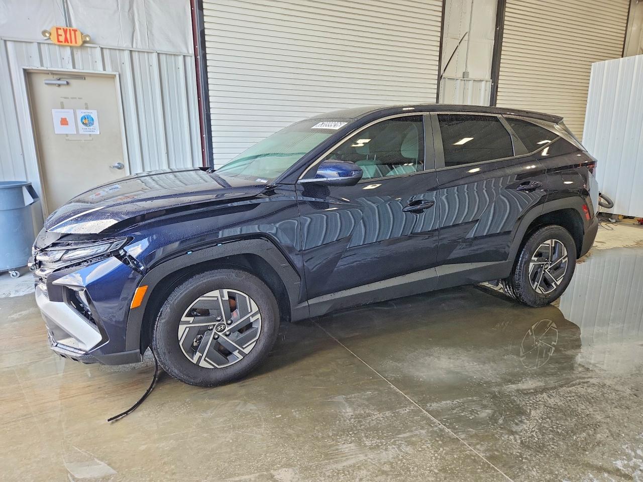 2026 HYUNDAI TUCSON Blue SE