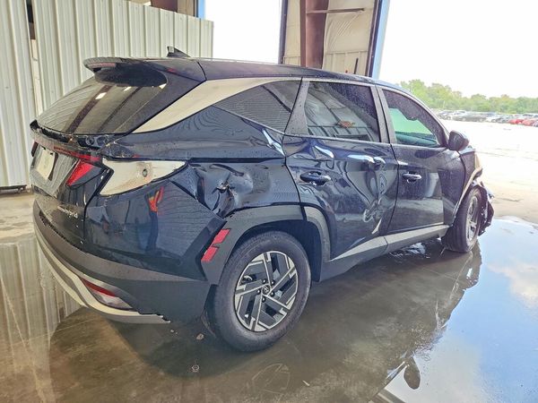 2026 HYUNDAI TUCSON Blue SE