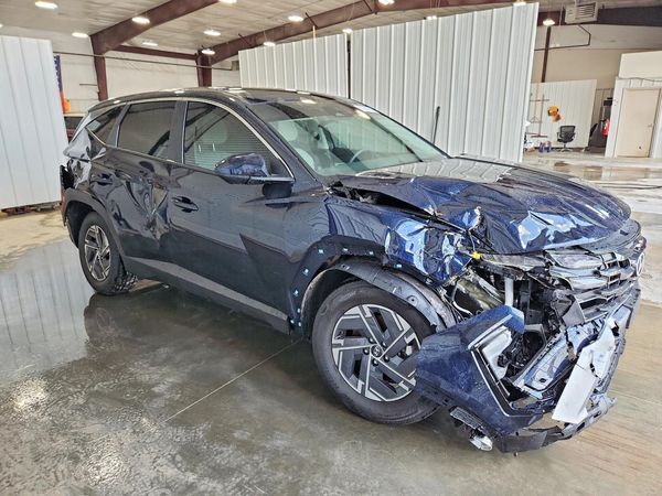 2026 HYUNDAI TUCSON Blue SE