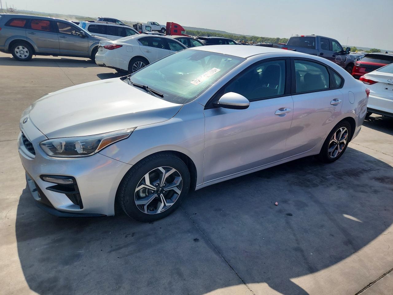 2021 KIA FORTE FE, LXS