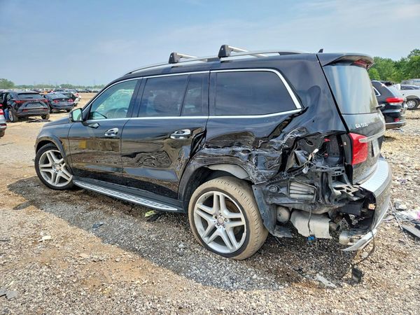 2015 MERCEDES-BENZ GL GL550 4MATIC