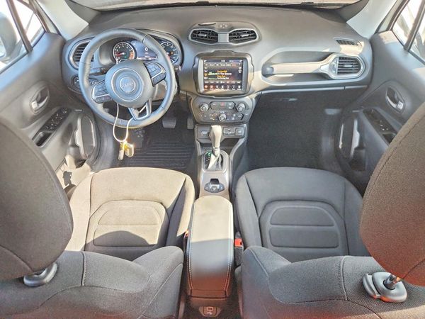 2022 JEEP RENEGADE Latitude, Longitude