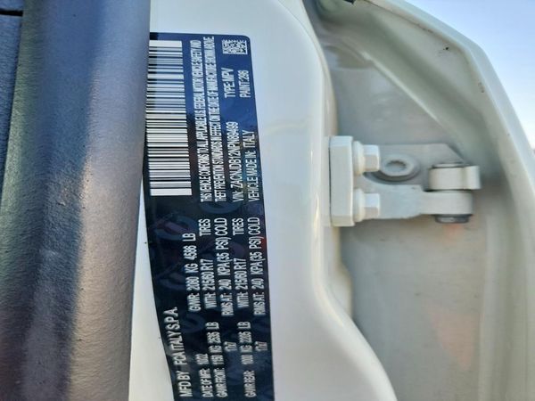 2022 JEEP RENEGADE Latitude, Longitude