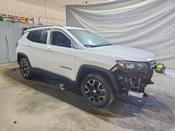 2022 JEEP COMPASS — Passenger 3/4