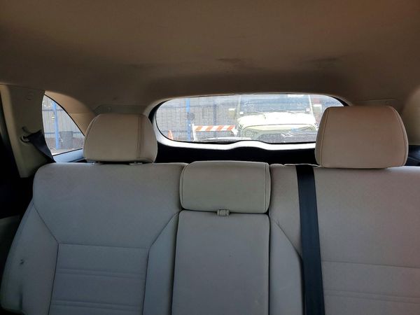 2016 KIA SORENTO L / LX