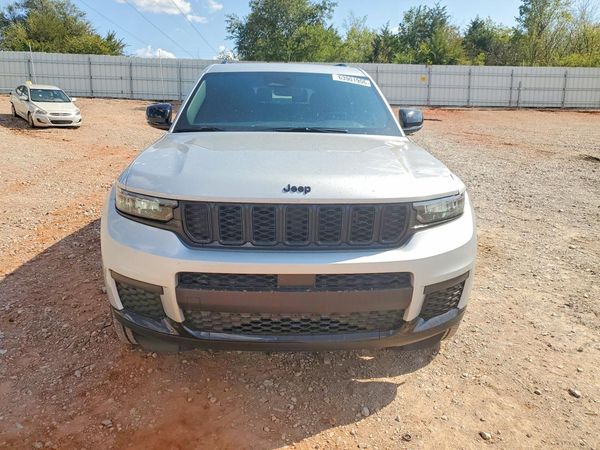 2025 JEEP GRAND CHEROKEE Laredo, Altitude