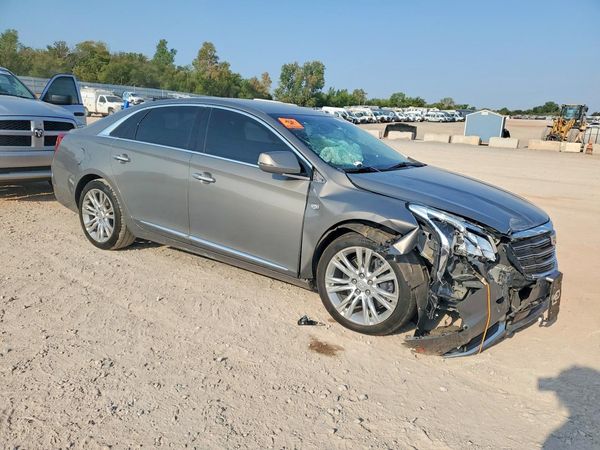 2019 CADILLAC XTS Luxury