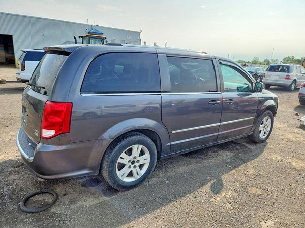 2017 DODGE GRAND CARAVAN Crew