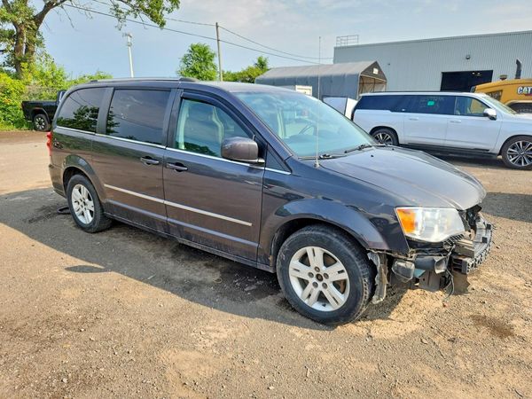 2017 DODGE GRAND CARAVAN Crew