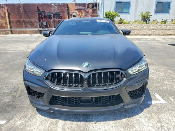 2024 BMW M8