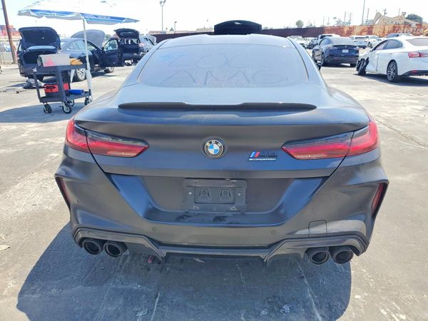2024 BMW M8