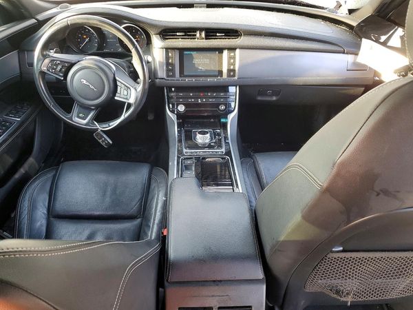 2016 JAGUAR XF R-Sport — CKPT