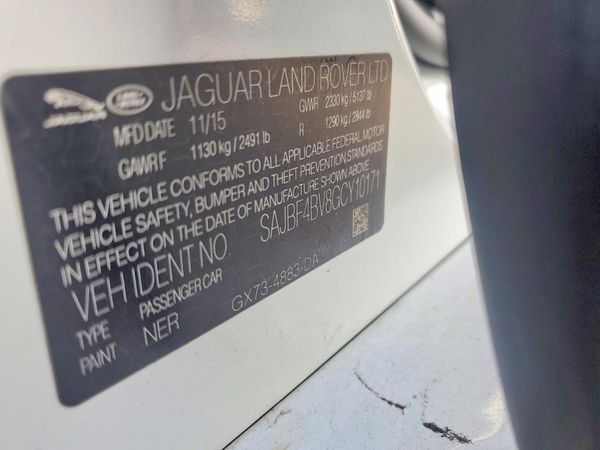 2016 JAGUAR XF R-Sport — VINS