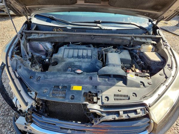 2016 TOYOTA HIGHLANDER Base/Hybrid