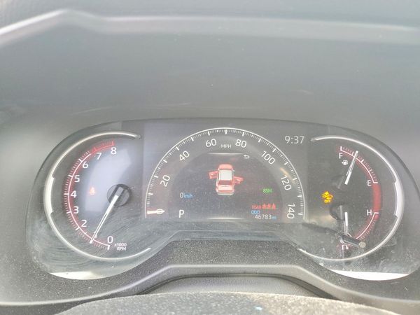 2023 TOYOTA RAV4 XLE