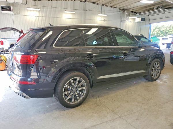2018 AUDI Q7 quattro Prestige