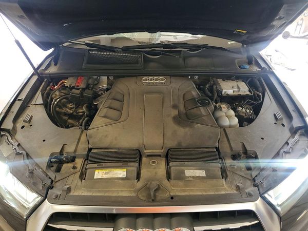 2018 AUDI Q7 quattro Prestige