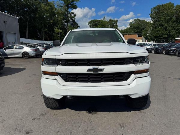 2017 CHEVROLET SILVERADO Custom