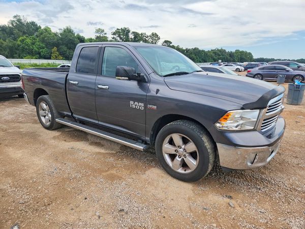 2014 RAM 1500 SLT