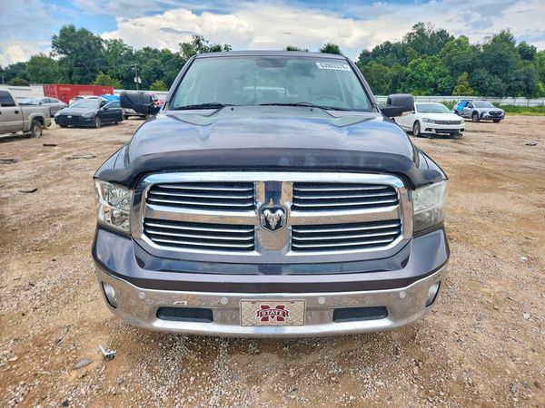 2014 RAM 1500 SLT