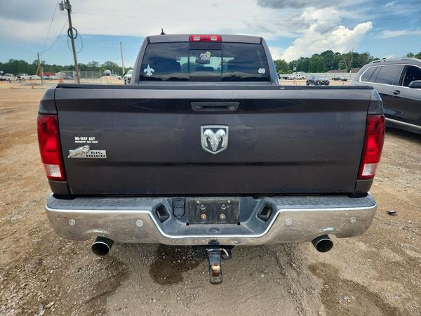 2014 RAM 1500 SLT