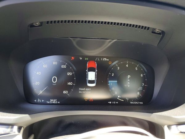 2020 VOLVO S60 Momentum