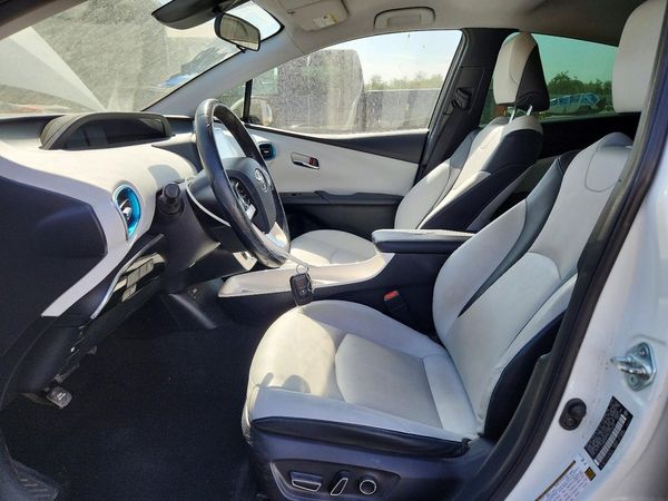 2017 TOYOTA PRIUS Three/Four/Four Adv