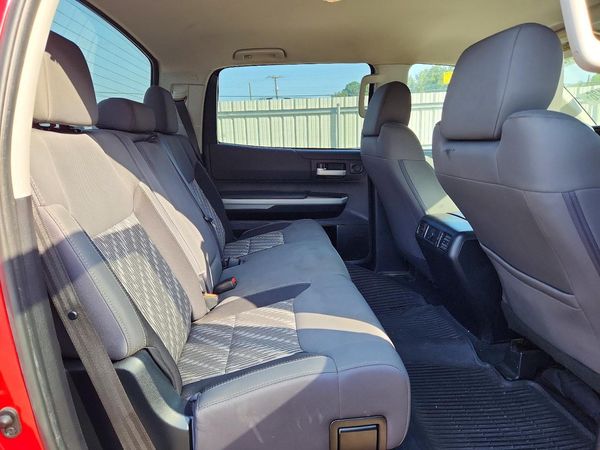 2020 TOYOTA TUNDRA SR5 Grade