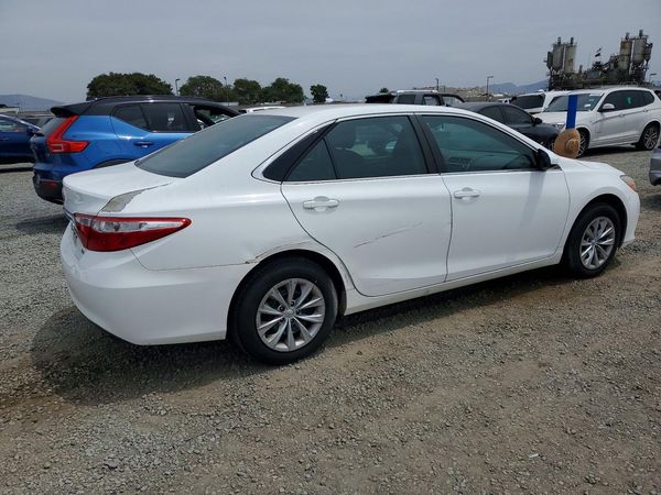 2015 TOYOTA CAMRY
