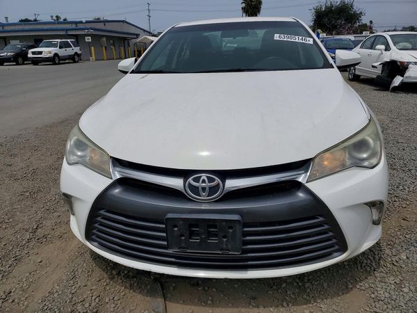 2015 TOYOTA CAMRY