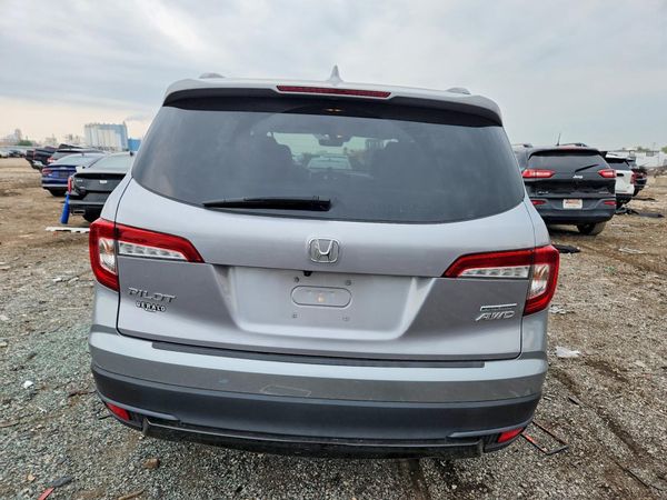2021 HONDA PILOT SE