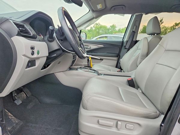 2021 HONDA PILOT SE