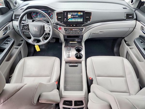 2021 HONDA PILOT SE