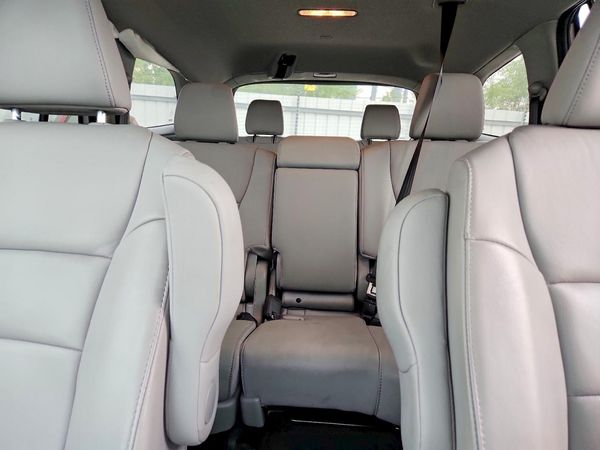 2021 HONDA PILOT SE