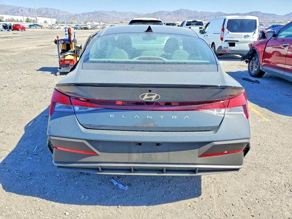 2026 HYUNDAI ELANTRA