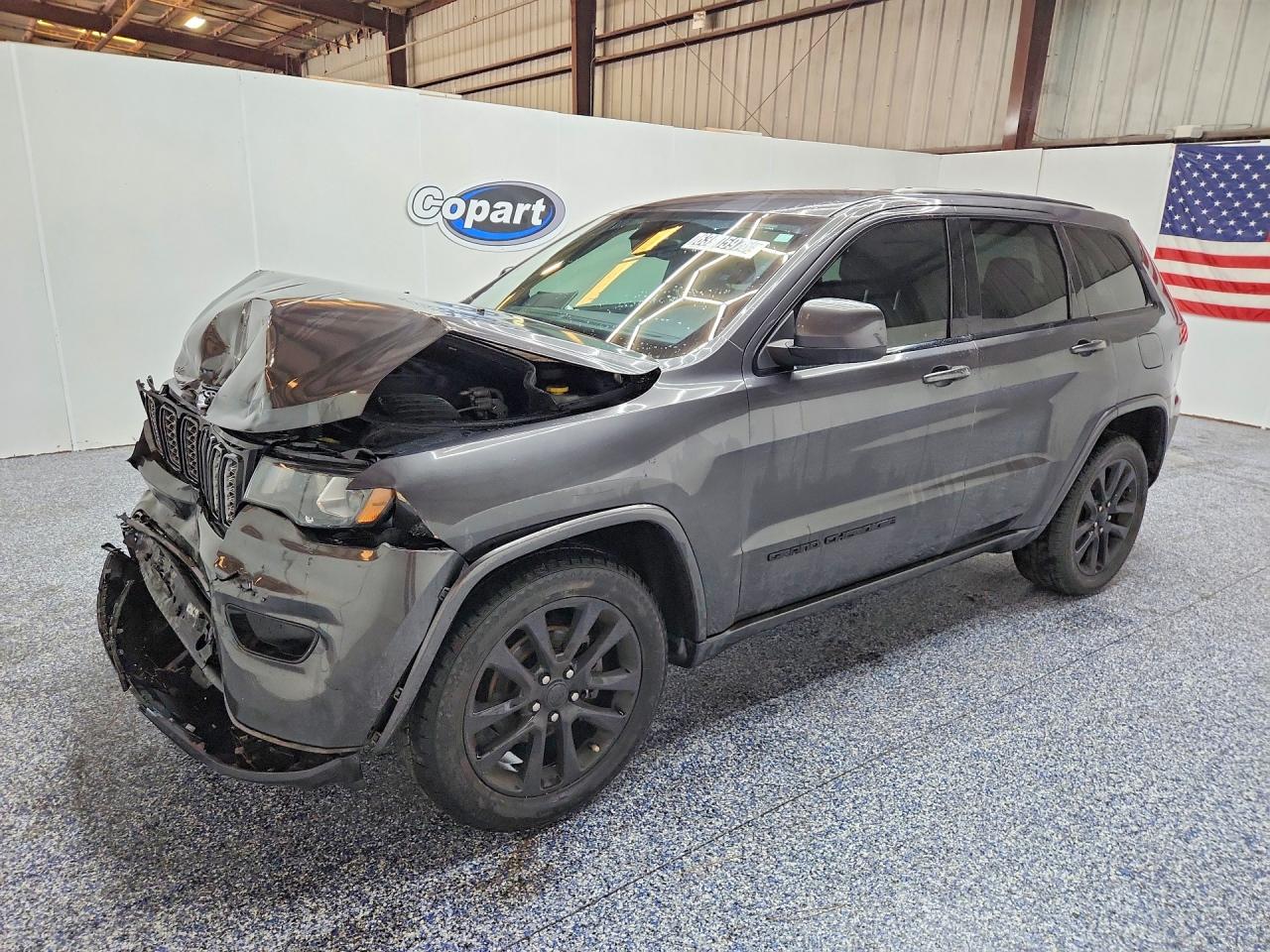 2018 JEEP GRAND CHEROKEE Laredo