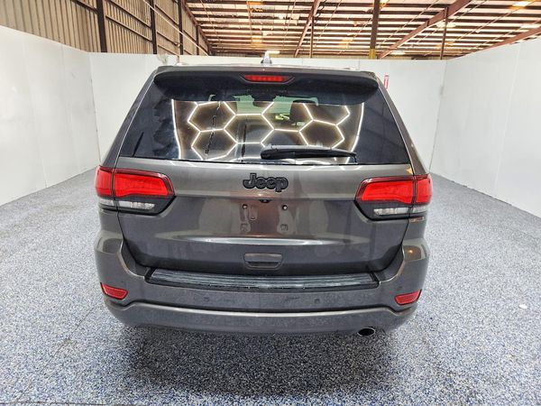 2018 JEEP GRAND CHEROKEE Laredo