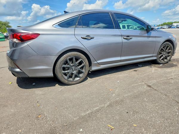 2018 HYUNDAI SONATA