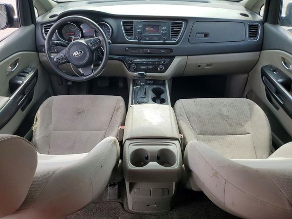2016 KIA SEDONA