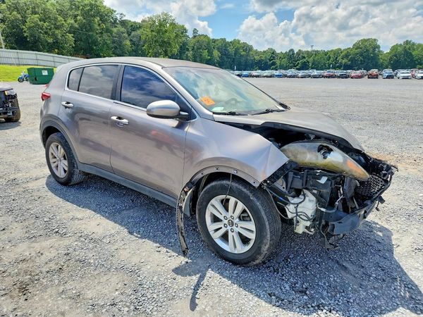 2017 KIA SPORTAGE LX