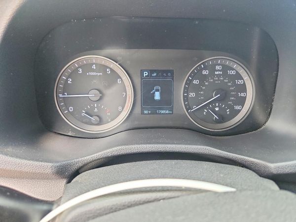 2016 HYUNDAI TUCSON