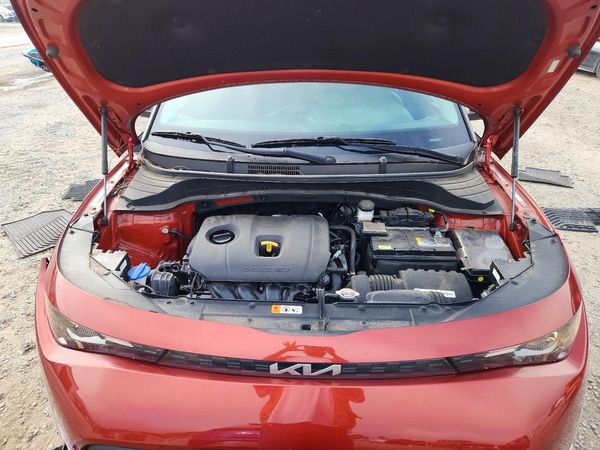 2023 KIA SOUL LX, S