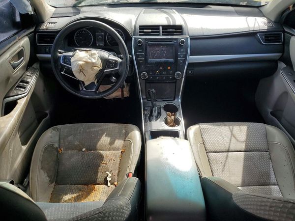2015 TOYOTA CAMRY