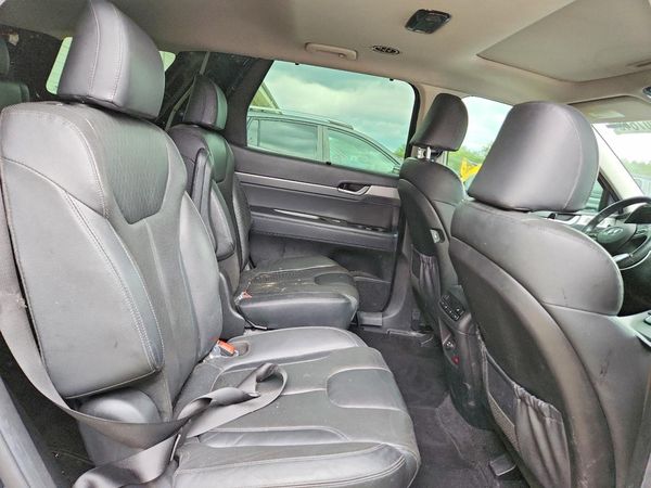 2020 HYUNDAI PALISADE SEL w/ Premium Pkg
