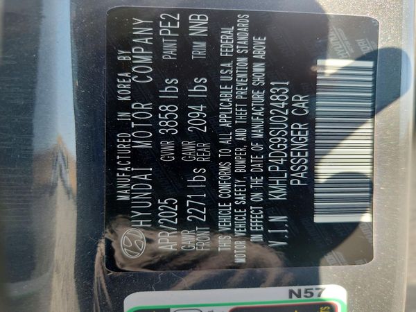 2025 HYUNDAI ELANTRA