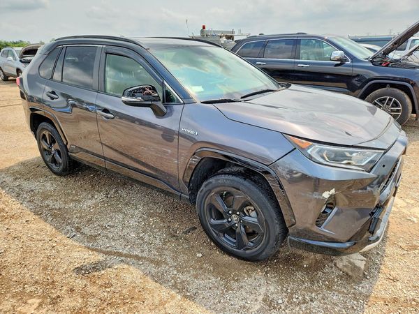 2019 TOYOTA RAV4 XSE HV 4WD