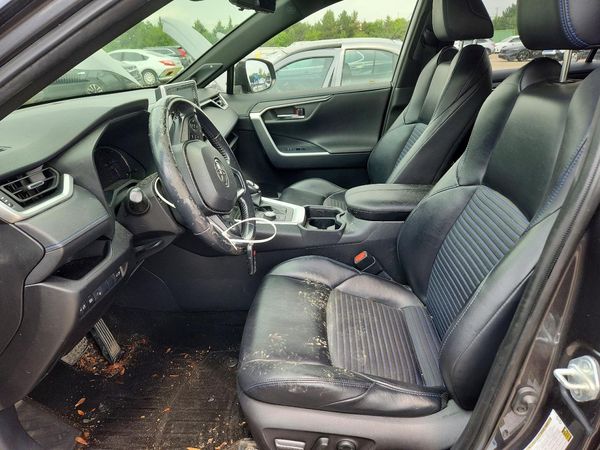 2019 TOYOTA RAV4 XSE HV 4WD