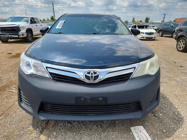 2013 TOYOTA CAMRY